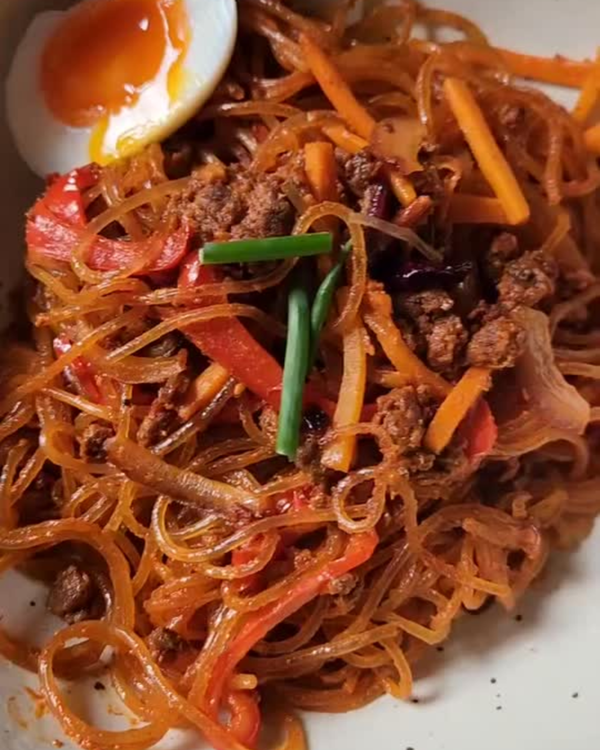 Vegetarian Gochujang Noodles